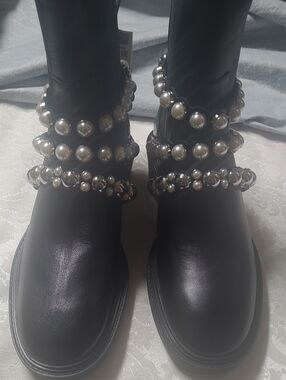 Zara Brand New Black Pearl-Embellished Women’s Ankle Boots Size 8